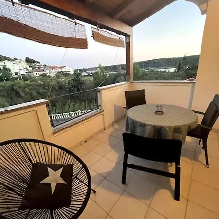 Casa Fumica Lägenhet Kampor