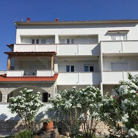 Casa Fumica Kampor